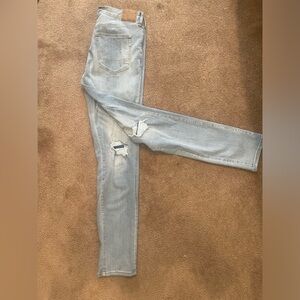 •Denim Light Blue Skinny Jeans •Brand-Aeropostale •Size-34’x34’